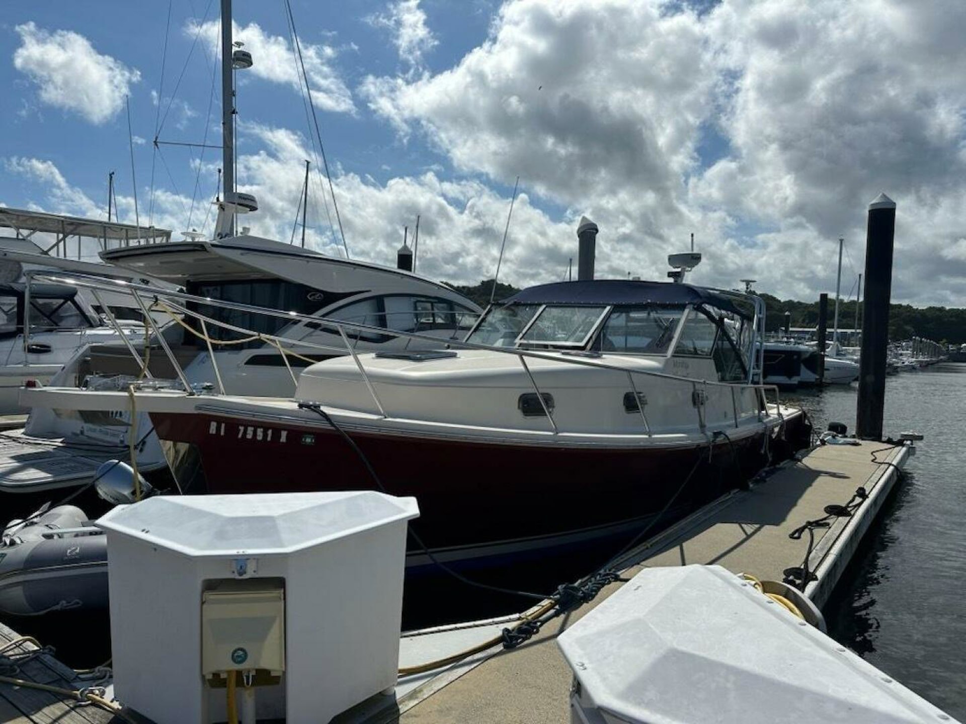 Mainship 34 Rum Runner II Pilot