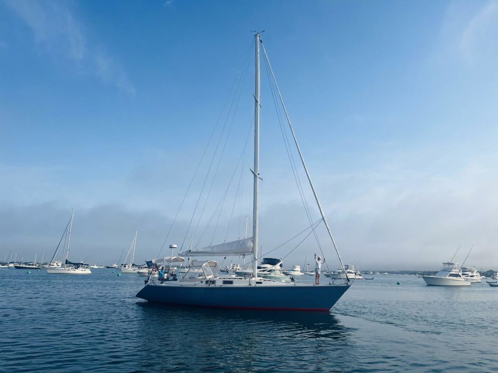 Latitude Yacht Brokerage