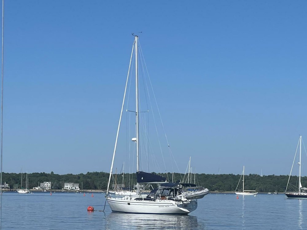 Latitude Yacht Brokerage