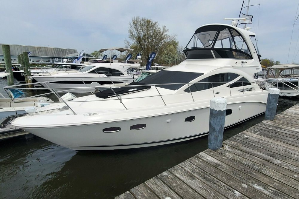 Latitude Yacht Brokerage