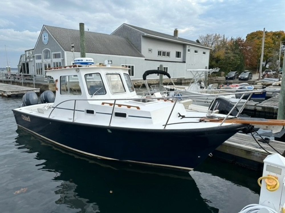 Latitude Yacht Brokerage