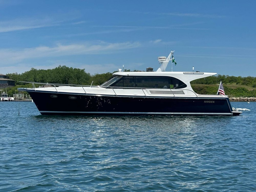 Latitude Yacht Brokerage