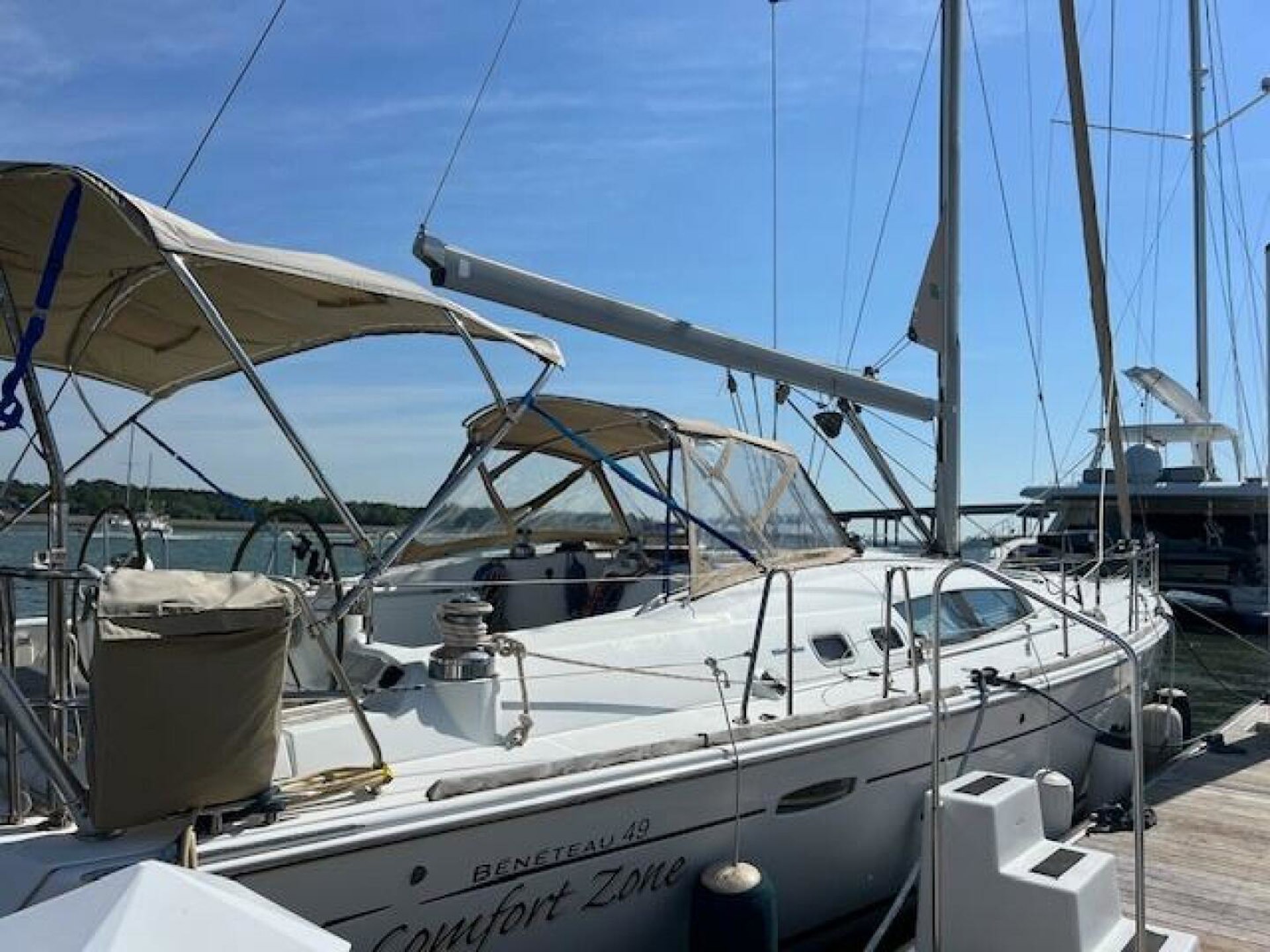 Beneteau Oceanis 49