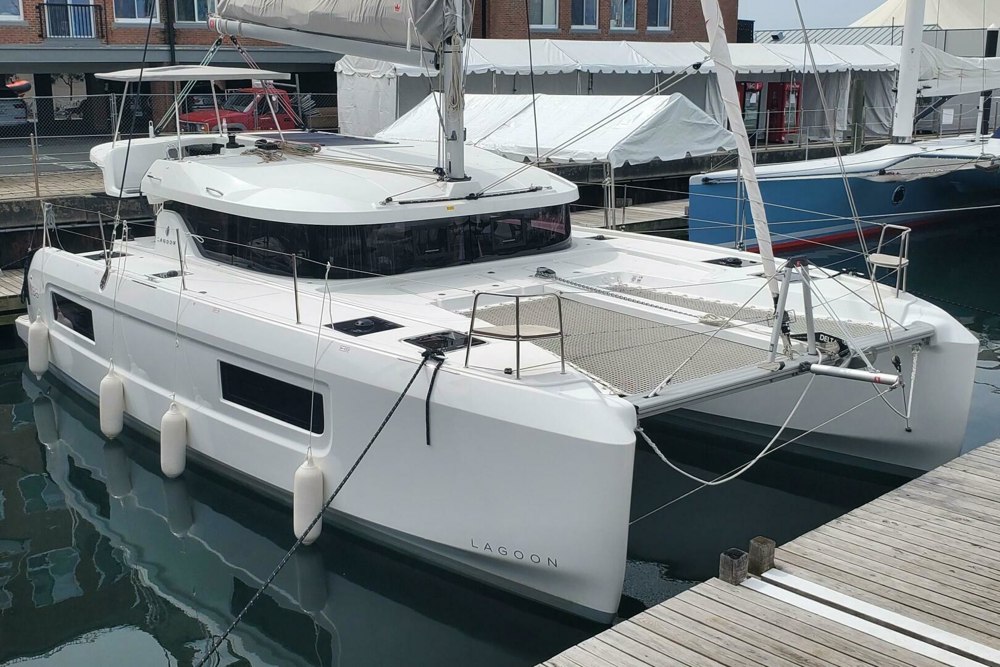 Latitude Yacht Brokerage