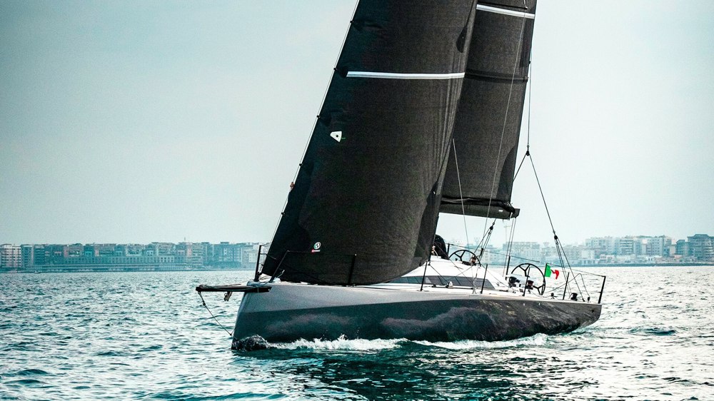 Latitude Yacht Brokerage