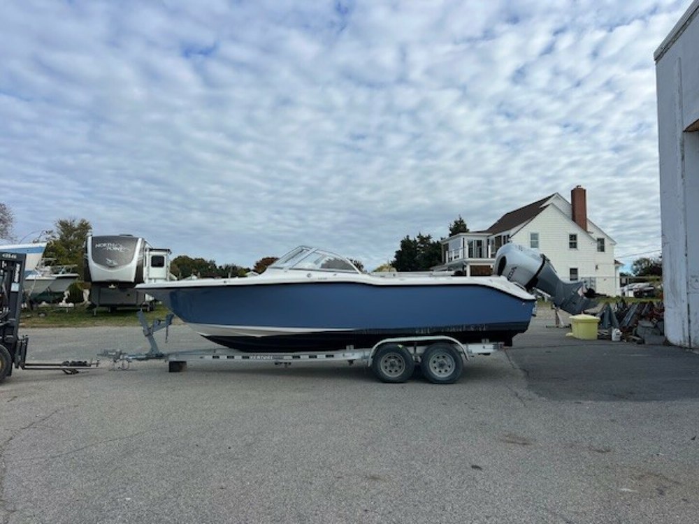 Latitude Yacht Brokerage