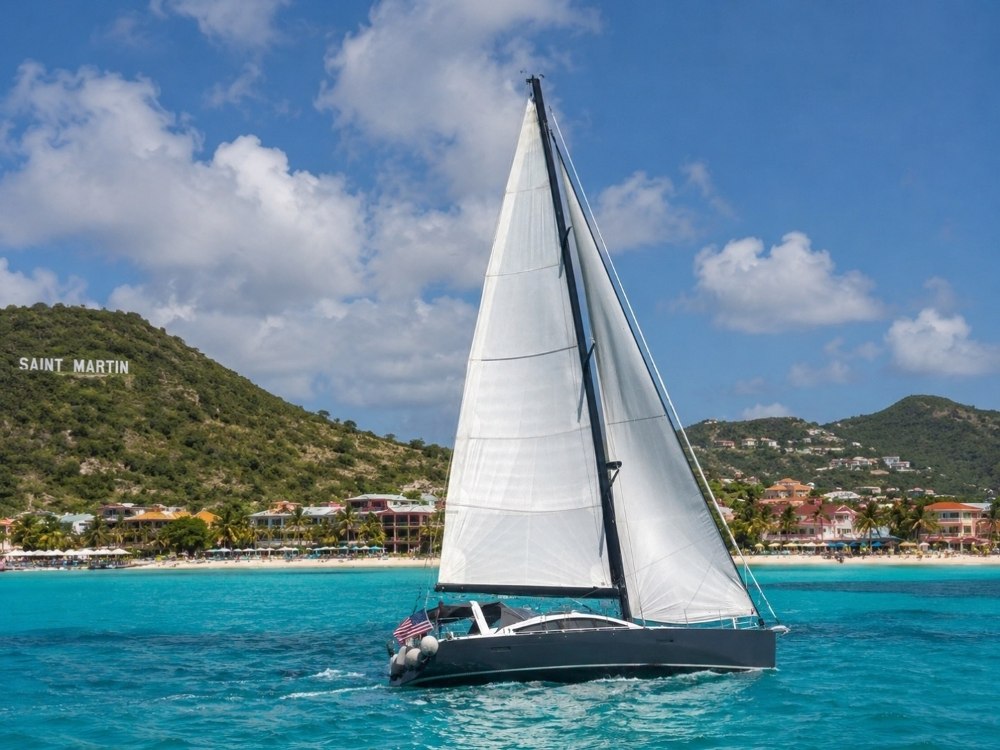 Latitude Yacht Brokerage