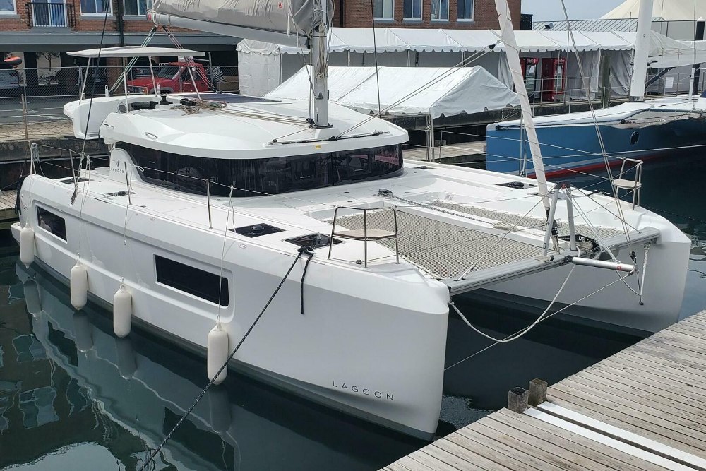 Latitude Yacht Brokerage