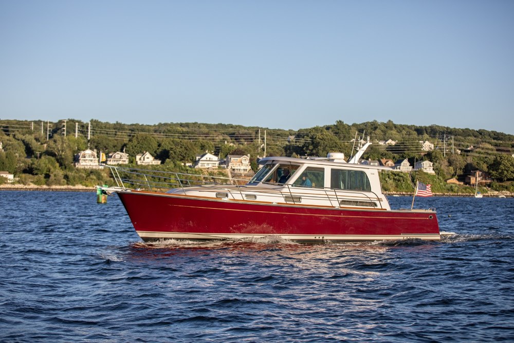 Latitude Yacht Brokerage