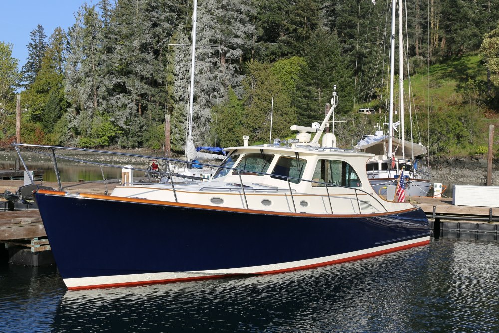 Latitude Yacht Brokerage