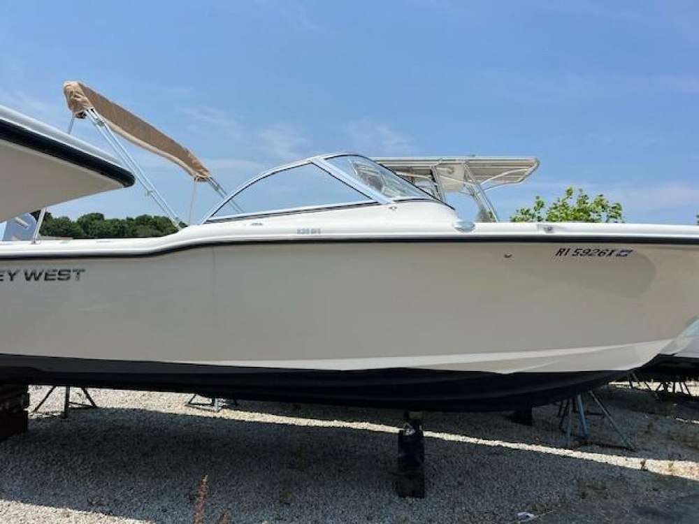 Latitude Yacht Brokerage